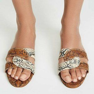 Kaanas Women Size 6 Santorini Infinity Sandal Honey Snake Flat Leather Open Toe